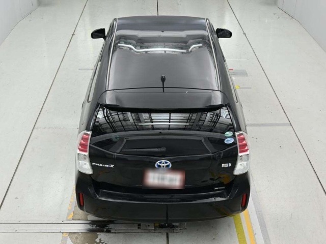 Toyota PRIUS 2015 7745318-8