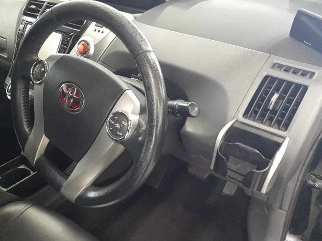 Toyota PRIUS 2013 7745320-9