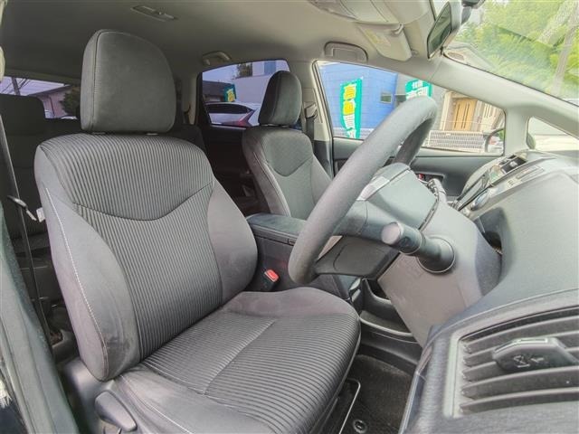 Toyota PRIUS 2015 7745375-10