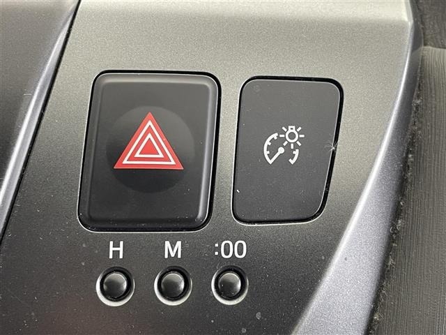 Toyota PRIUS 2014 7745439-2