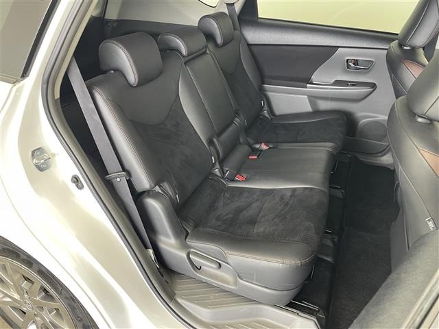 Toyota PRIUS 2014 7745439-6