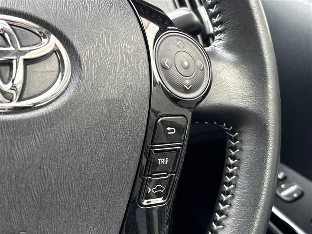 Toyota PRIUS 2018 7745455-10