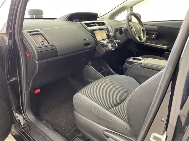 Toyota PRIUS 2016 7745456-23