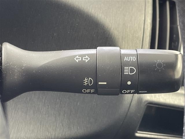 Toyota PRIUS 2016 7745456-7