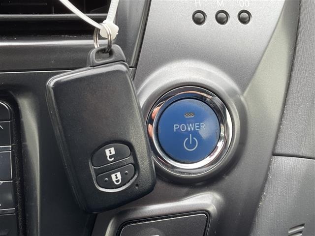 Toyota PRIUS 2013 7745457-8
