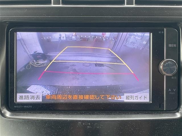 Toyota PRIUS 2013 7745479-16