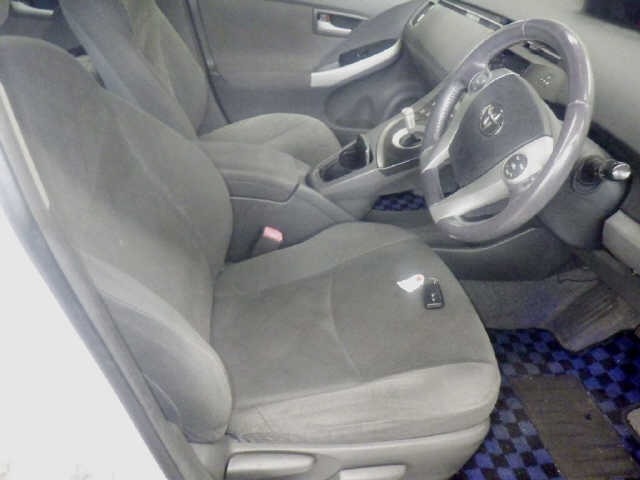 Toyota PRIUS 2011 7771211-7