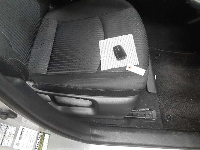 Toyota PRIUS 2019 7771320-10