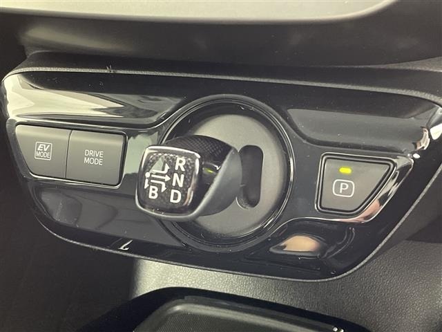 Toyota PRIUS 2022 7771855-1