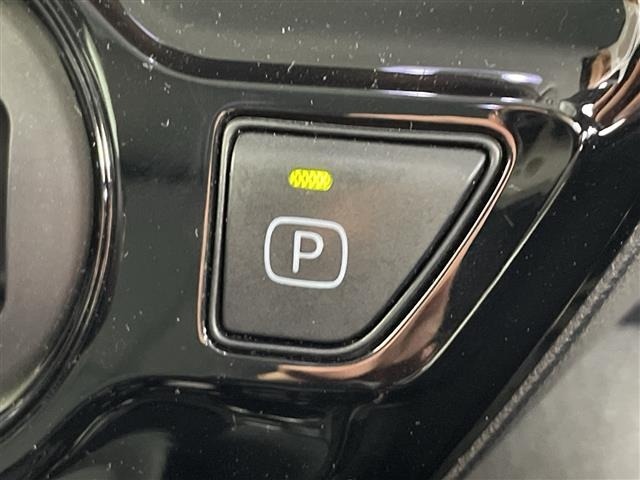 Toyota PRIUS 2022 7771855-12