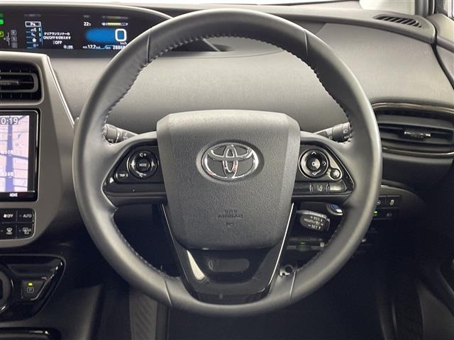 Toyota PRIUS 2022 7771855-16
