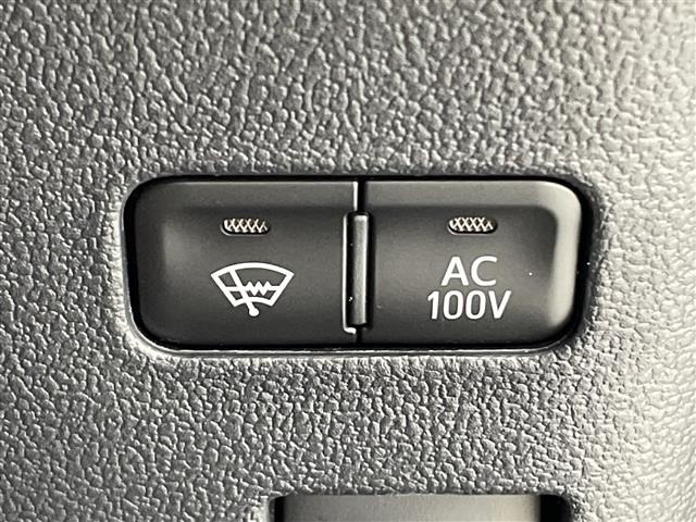Toyota PRIUS 2022 7771855-23