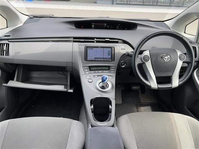 Toyota PRIUS 2011 7772062-2