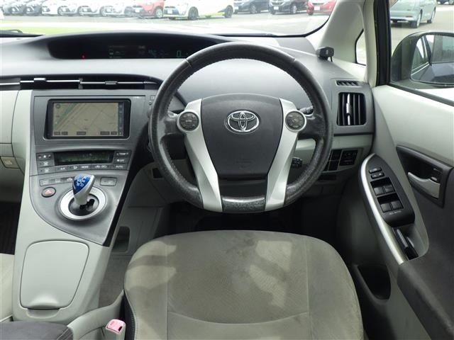 Toyota PRIUS 2011 7772158-2