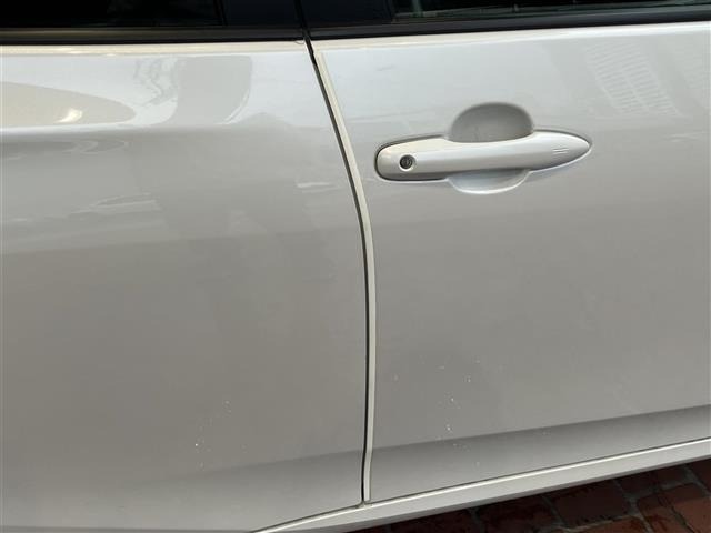 Toyota PRIUS 2022 7772171-12