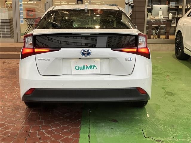 Toyota PRIUS 2022 7772171-17