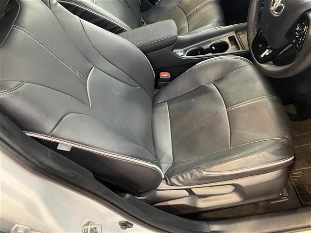 Toyota PRIUS 2022 7772171-2