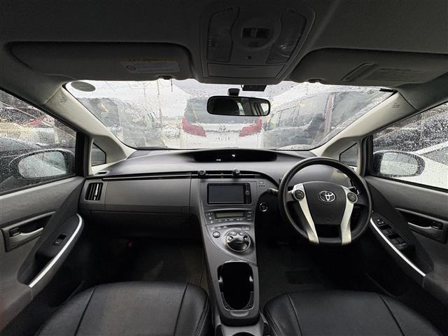 Toyota PRIUS 2011 7772185-2