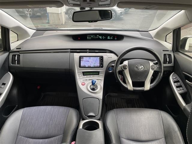 Toyota PRIUS 2013 7772190-2