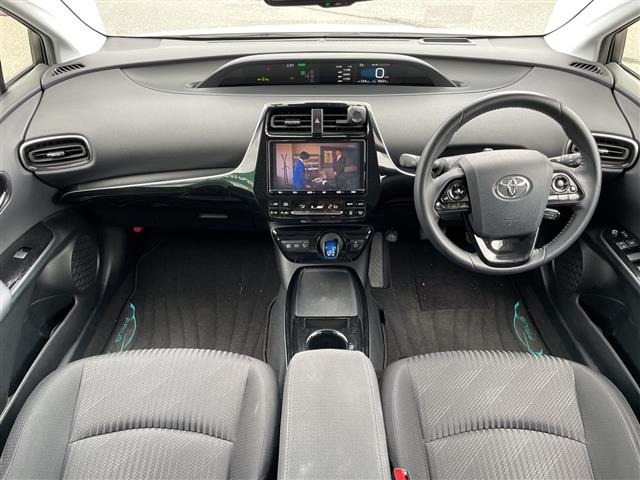 Toyota PRIUS 2019 7772310-14