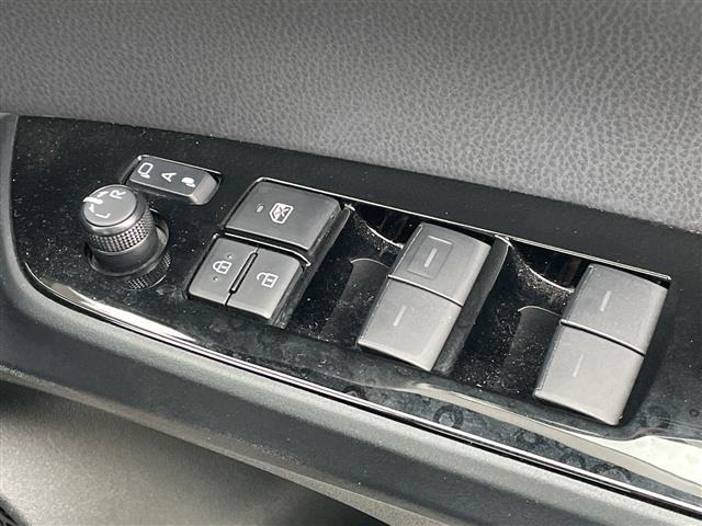 Toyota PRIUS 2019 7772310-2