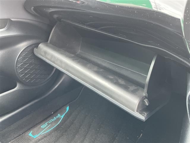 Toyota PRIUS 2019 7772310-6