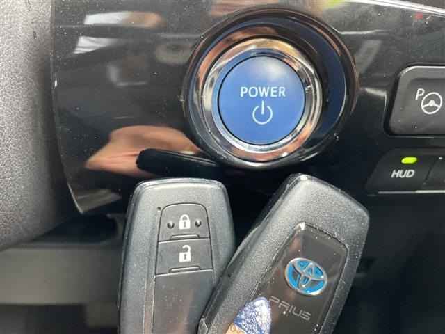 Toyota PRIUS 2019 7772310-7