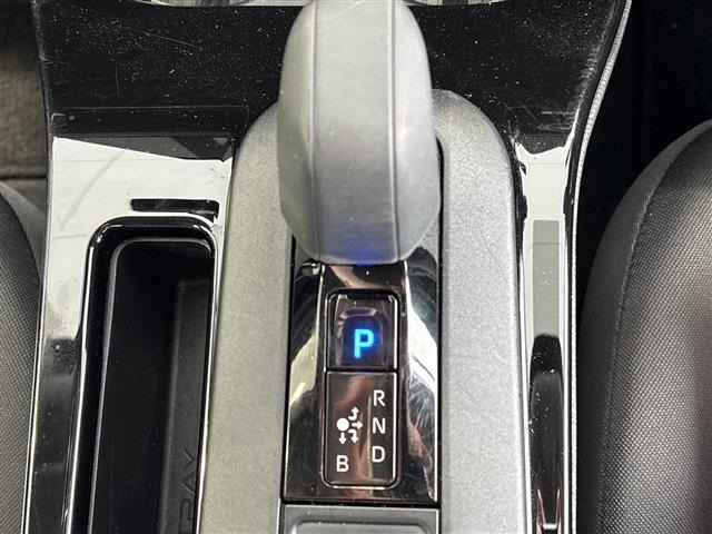 Toyota PRIUS 2024 7772311-20