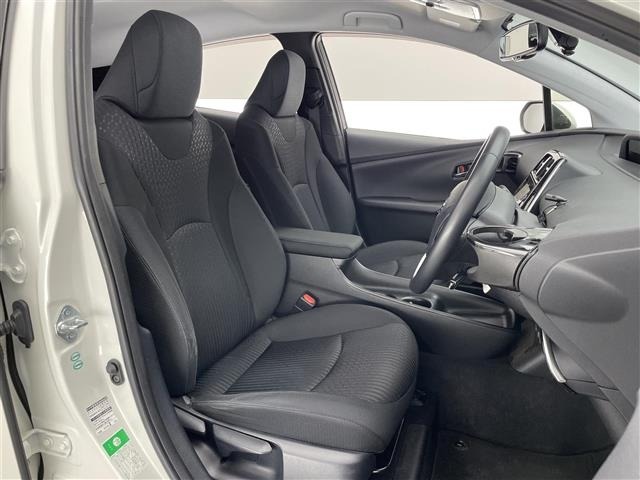 Toyota PRIUS 2016 7772318-2