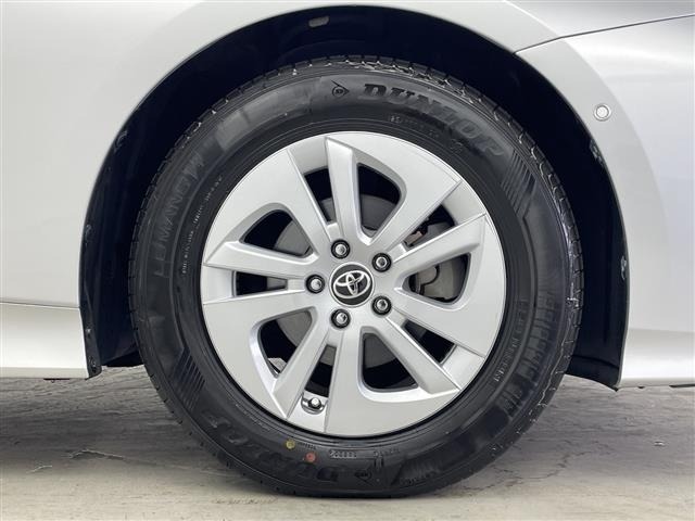 Toyota PRIUS 2017 7772332-13