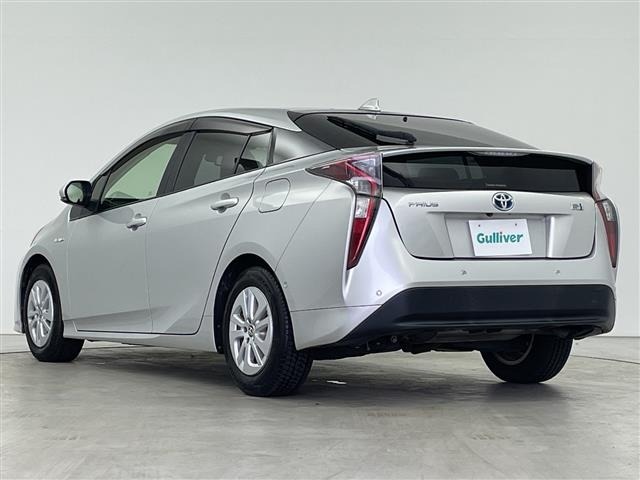 Toyota PRIUS 2017 7772332-2