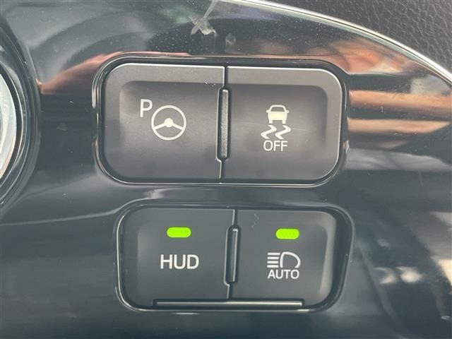 Toyota PRIUS 2019 7772348-17