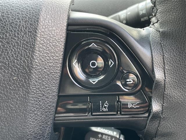 Toyota PRIUS 2019 7772348-3