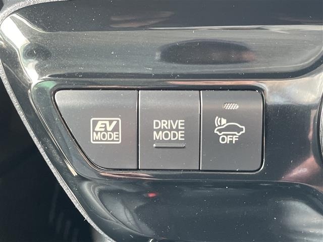 Toyota PRIUS 2019 7772348-5