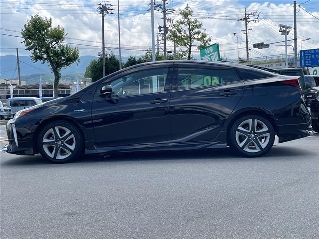 Toyota PRIUS 2019 7772348-6