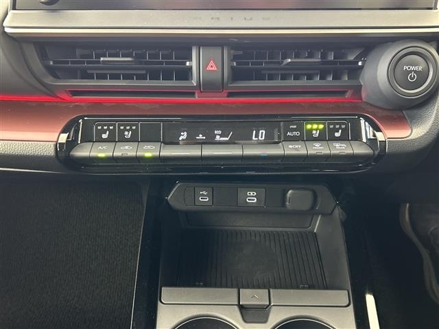 Toyota PRIUS 2023 7772349-4