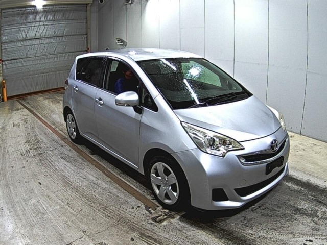 Toyota RACTIS 2015 7745737-0