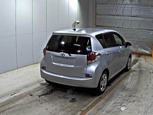 Toyota RACTIS 2015 7745737-5