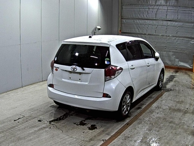 Toyota RACTIS 2014 7745738-5