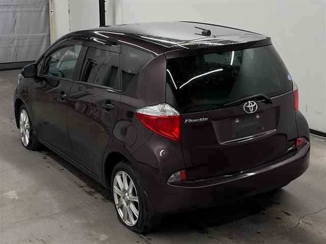 Toyota RACTIS 2011 7745740-1