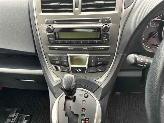 Toyota RACTIS 2011 7745740-6