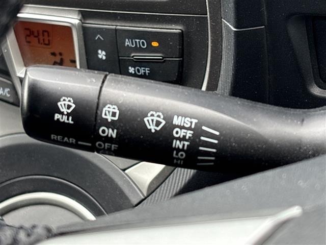 Toyota RACTIS 2011 7745743-1