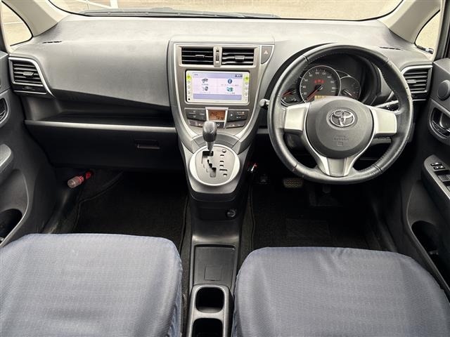 Toyota RACTIS 2011 7745743-14