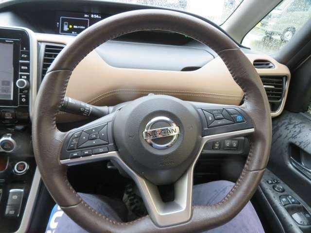 Nissan SERENA 2017 7773558-11