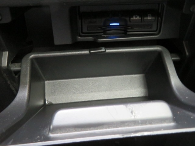 Nissan SERENA 2017 7773558-14