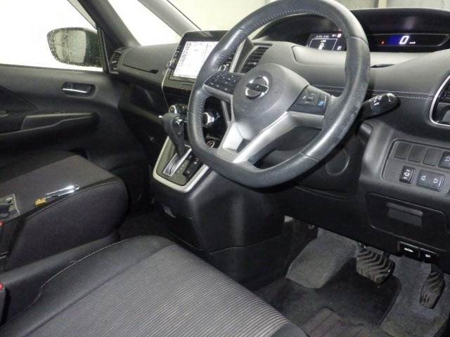 Nissan SERENA 2019 7773699-3