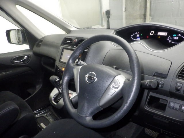 Nissan SERENA 2013 7773709-3