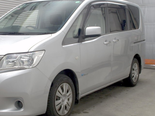 Nissan SERENA 2013 7773709-4