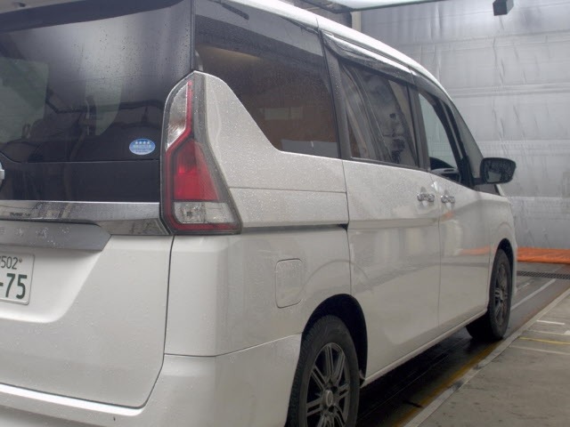Nissan SERENA 2018 7773720-5