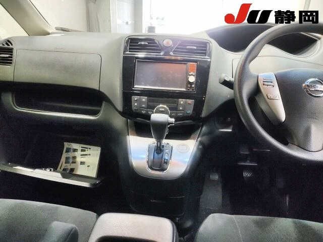 Nissan SERENA 2015 7773736-7